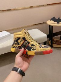 Picture of Versace Shoes Men _SKUfw122330149fw